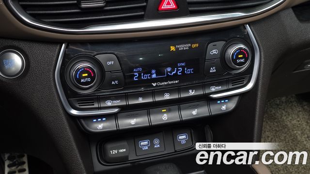 Hyundai Santafe 2019 — photo 27