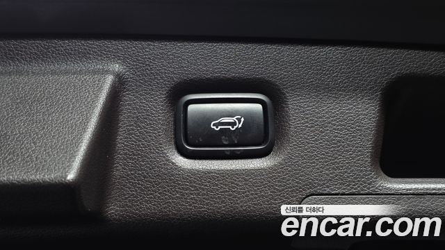 Hyundai Santafe 2019 — photo 36