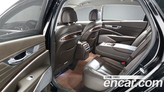 Kia K9 2019 — photo 11