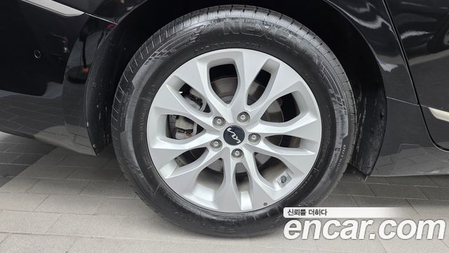 Kia K8 2023 — photo 5
