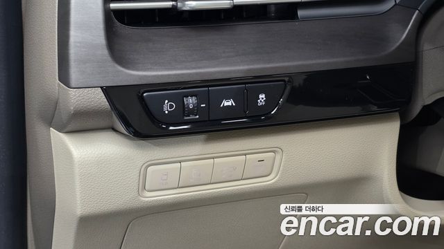 Kia Canival 2022 — photo 19