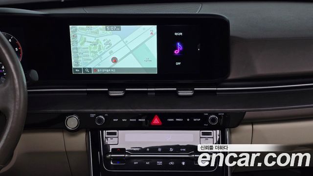 Kia Canival 2022 — photo 23