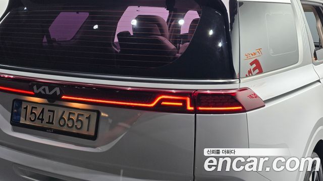 Kia Canival 2022 — photo 9