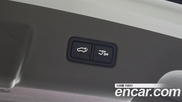 Kia Canival 2022 — photo 32