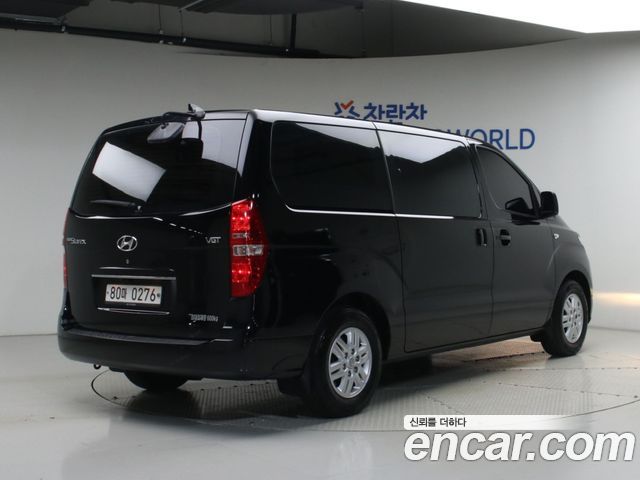 Hyundai Starex 2021 — photo 2