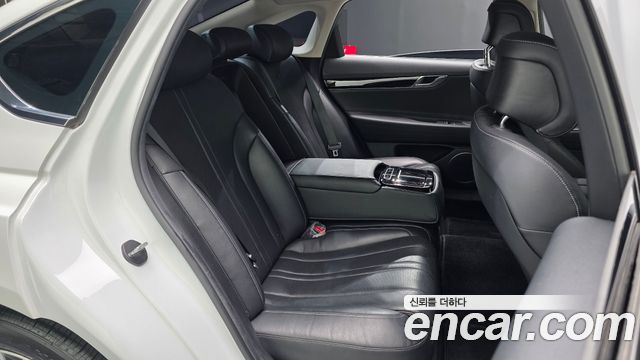 Genesis G80 2021 — photo 17