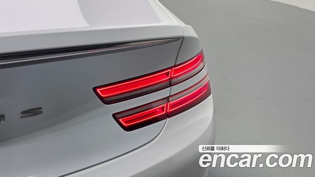 Genesis G80 2021 — photo 9
