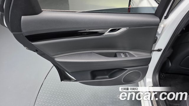 Genesis G80 2021 — photo 15