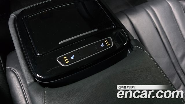 Genesis G80 2021 — photo 30