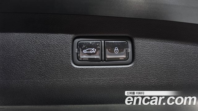 Genesis GV70 2025 — photo 24