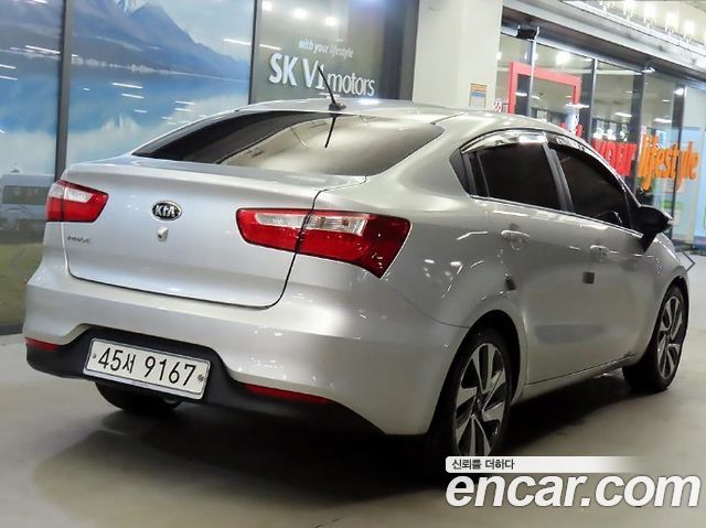 Kia pride 2015 — photo 4