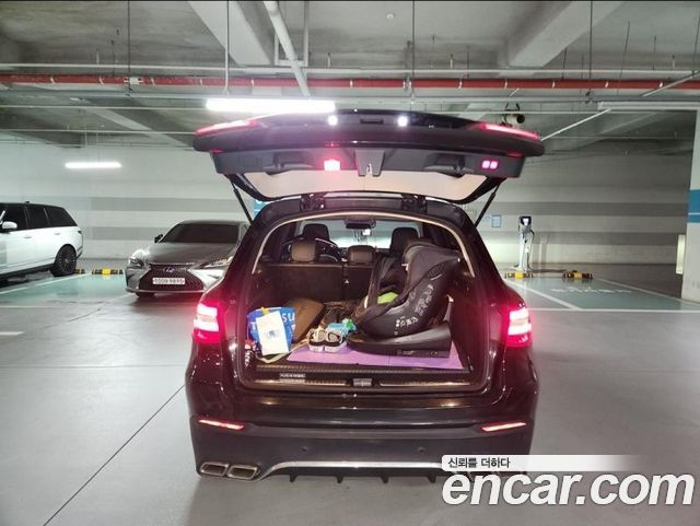 Mercedes-Benz GLC-Class 2019 — photo 11