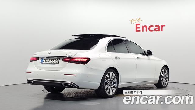 Mercedes-Benz E-Class 2021 — photo 2