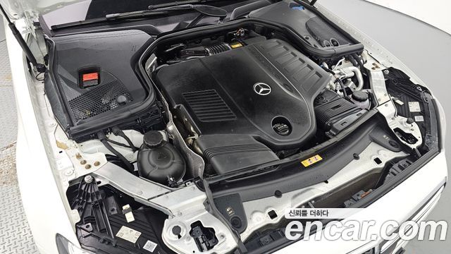 Mercedes-Benz E-Class 2021 — photo 6