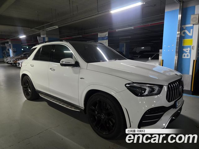 Mercedes-Benz GLE-Class 2020 — photo 2