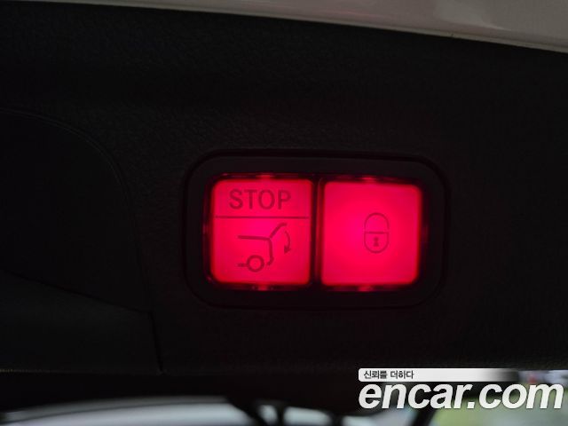 Mercedes-Benz GLE-Class 2020 — photo 19