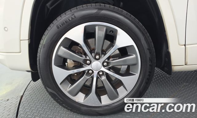 Jeep Cherokee 2019 — photo 5