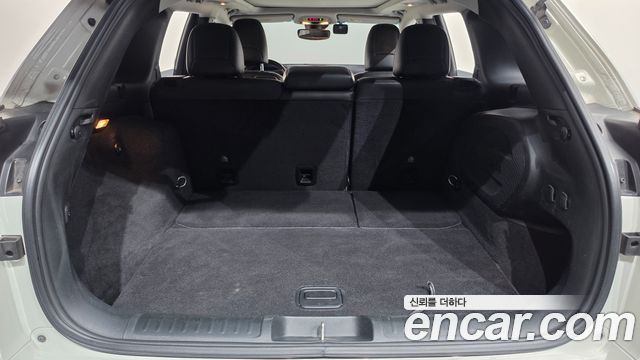 Jeep Cherokee 2019 — photo 23