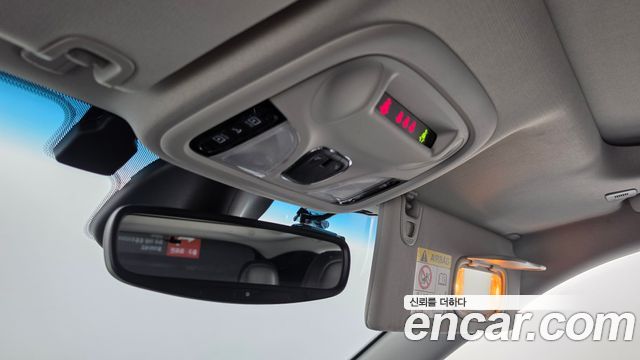 Jeep Cherokee 2019 — photo 25