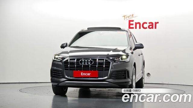 Audi Q7 2022 — photo 3