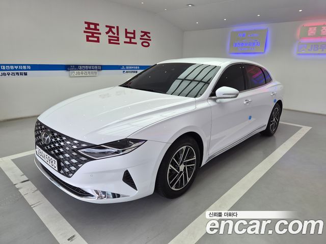 Hyundai Grandeur 2023 — photo 1