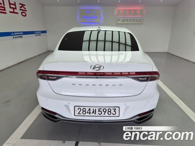 Hyundai Grandeur 2023 — photo 4