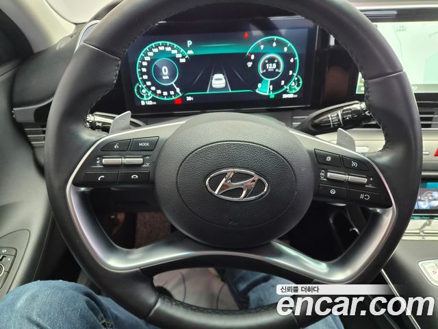 Hyundai Grandeur 2023 — photo 14