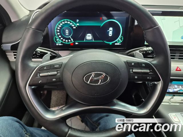Hyundai Grandeur 2023 — photo 18