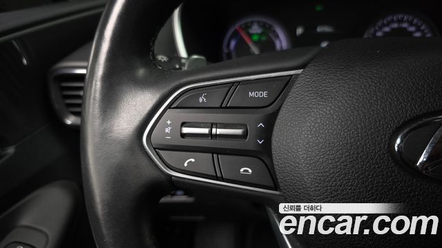 Hyundai Santafe 2022 — photo 22