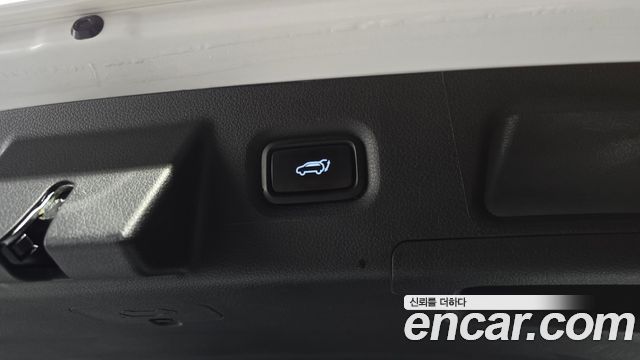 Hyundai Santafe 2022 — photo 26