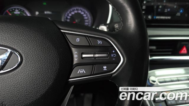 Hyundai Santafe 2022 — photo 27