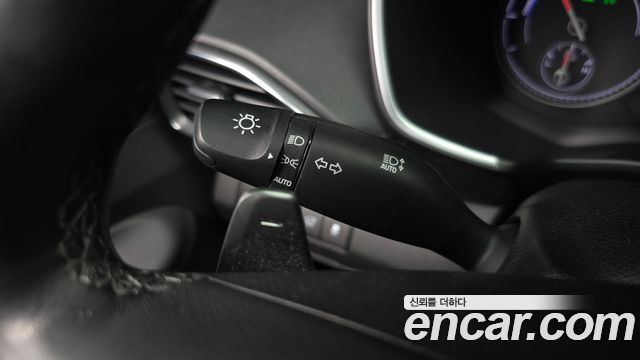 Hyundai Santafe 2022 — photo 33
