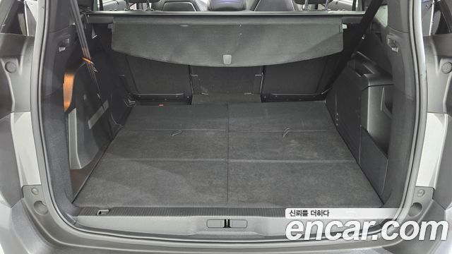 Peugeot 5008 2021 — photo 16