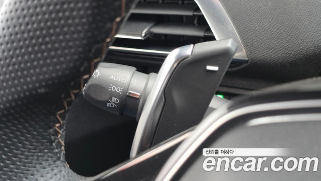 Peugeot 5008 2021 — photo 20