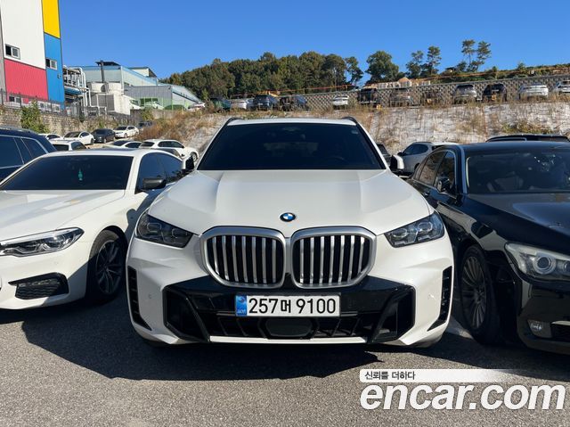 BMW X5 2026 — photo 2