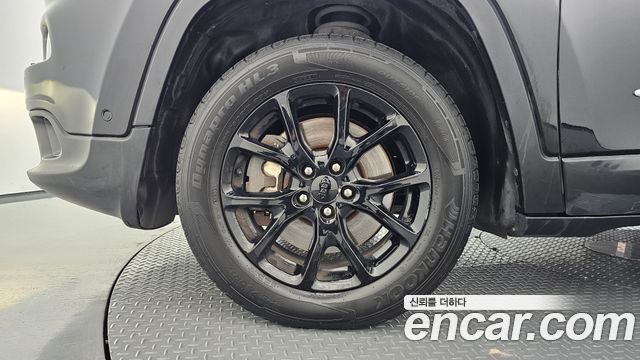 Jeep Cherokee 2017 — photo 5