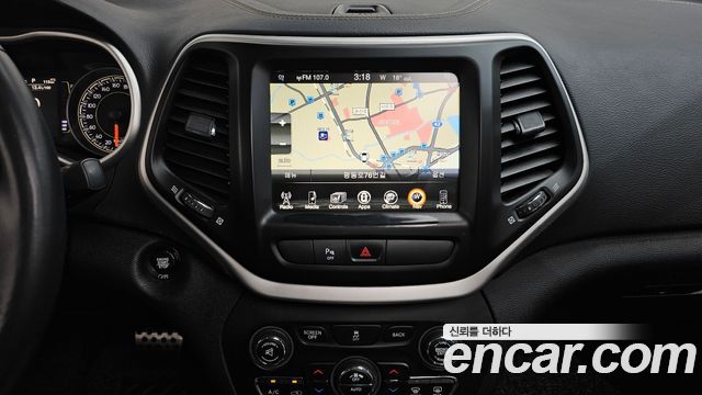Jeep Cherokee 2017 — photo 13