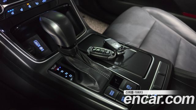 Hyundai Grandeur 2018 — photo 12