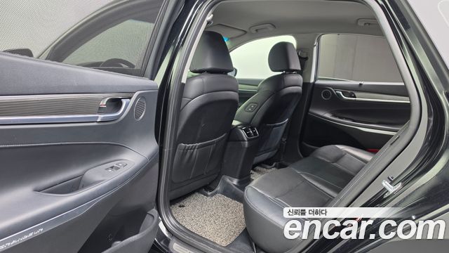 Hyundai Grandeur 2018 — photo 29