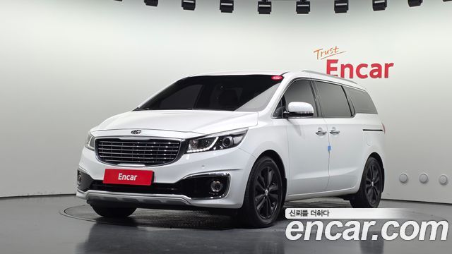 Kia Canival 2018 — photo 1