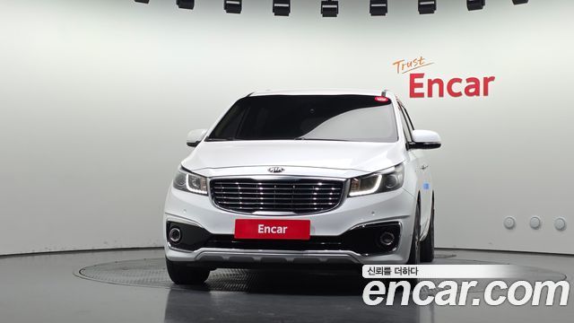 Kia Canival 2018 — photo 3