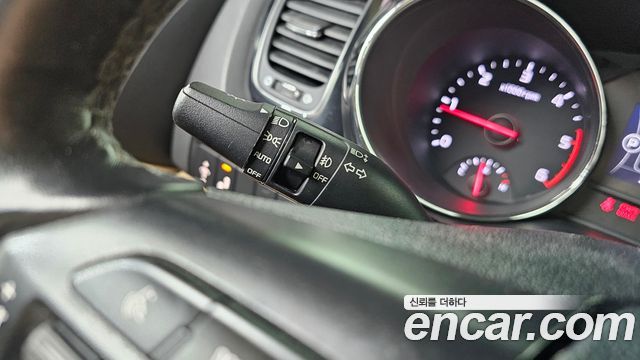Kia Canival 2018 — photo 14