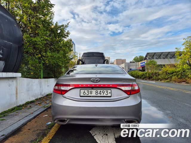 Hyundai Grandeur 2014 — photo 4
