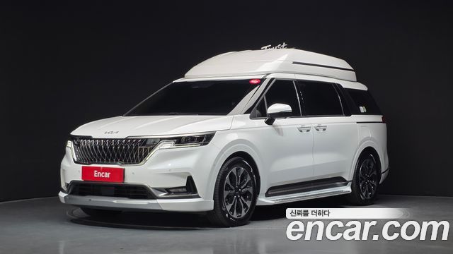 Kia Canival 2023 — photo 1