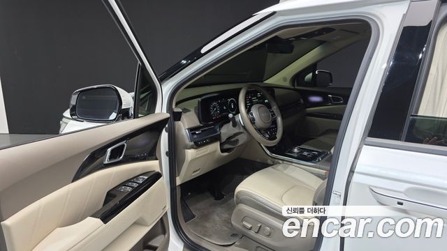 Kia Canival 2023 — photo 10