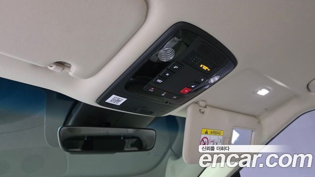 Kia Canival 2023 — photo 16