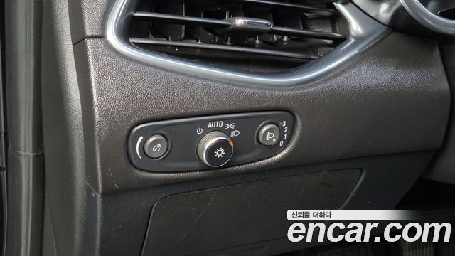Chevrolet Korea Malibu 2018 — photo 15