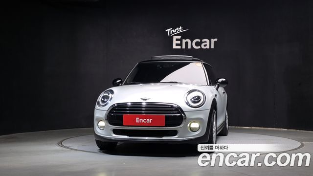 Mini Cooper 2019 — photo 3