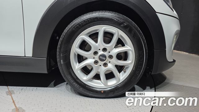 Mini Cooper 2019 — photo 7