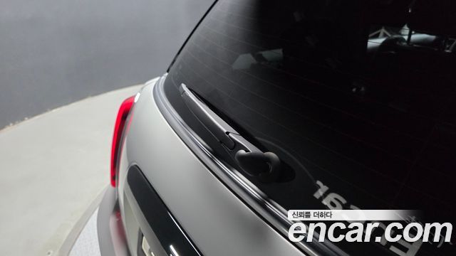 Mini Cooper 2019 — photo 32